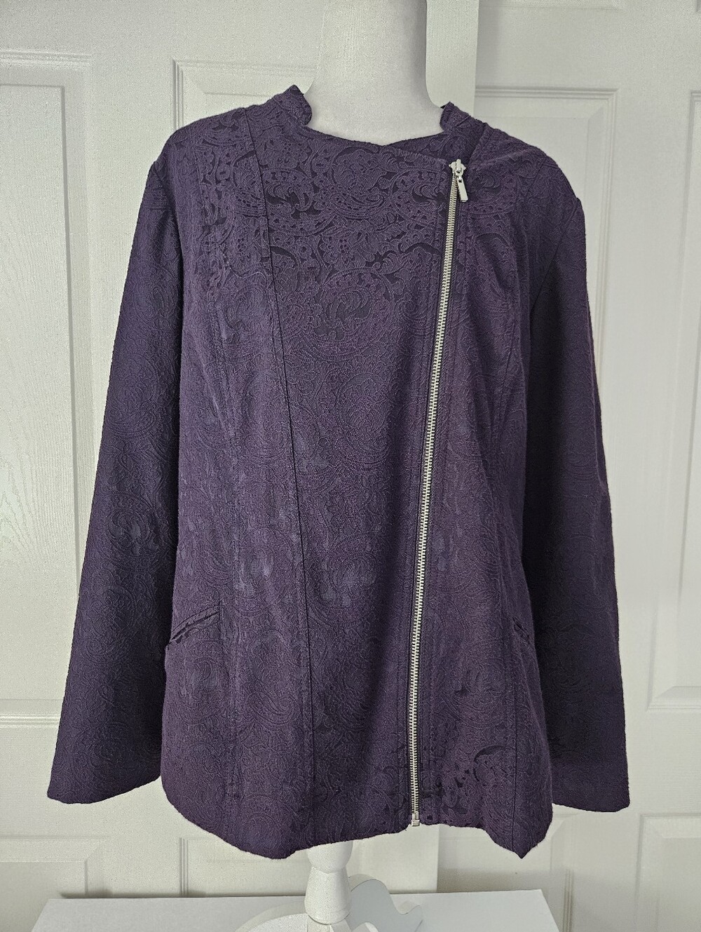 Chico's Embossed Textured Jacket - Picture 2 of 7